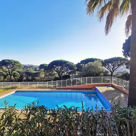 Hébergement de vacances Mazet Provençal Au Cœur D'une Belle Pinède Dans Résidence Sécurisée Sainte-Maxime